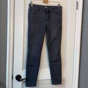 Gray skinny jeans 28/6